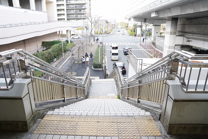 阪急山田駅からのアクセス06