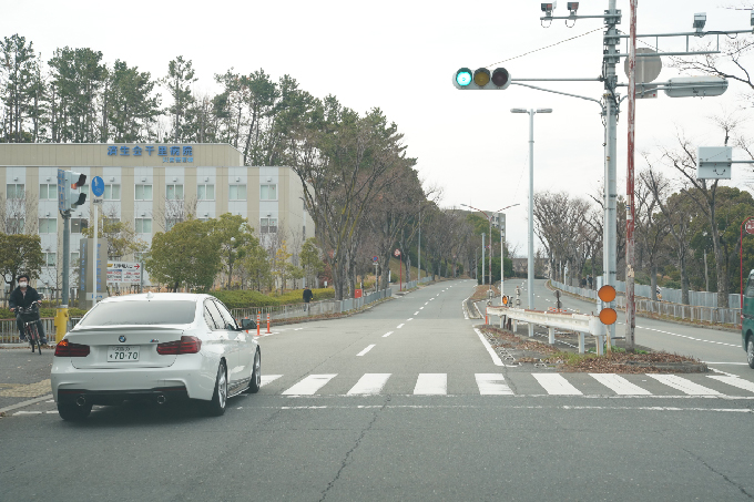 千里山駅より（車）のアクセス02