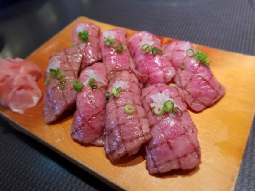 焼肉　倉屋