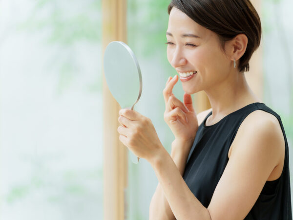 綺麗な歯並びの3大条件とは？少ない痛みで歯並びを綺麗にする方法も解説